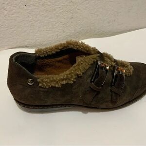 Stuart Weitzman Shoes 7 M Sherpa Trimmed Slip On Brown Suede buckles